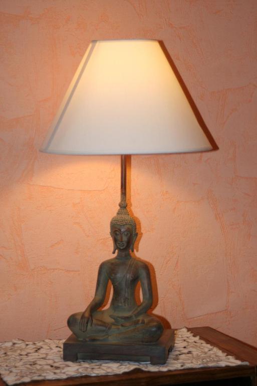 Gites Le Petit Nailly Magny-les-Hameaux Room photo